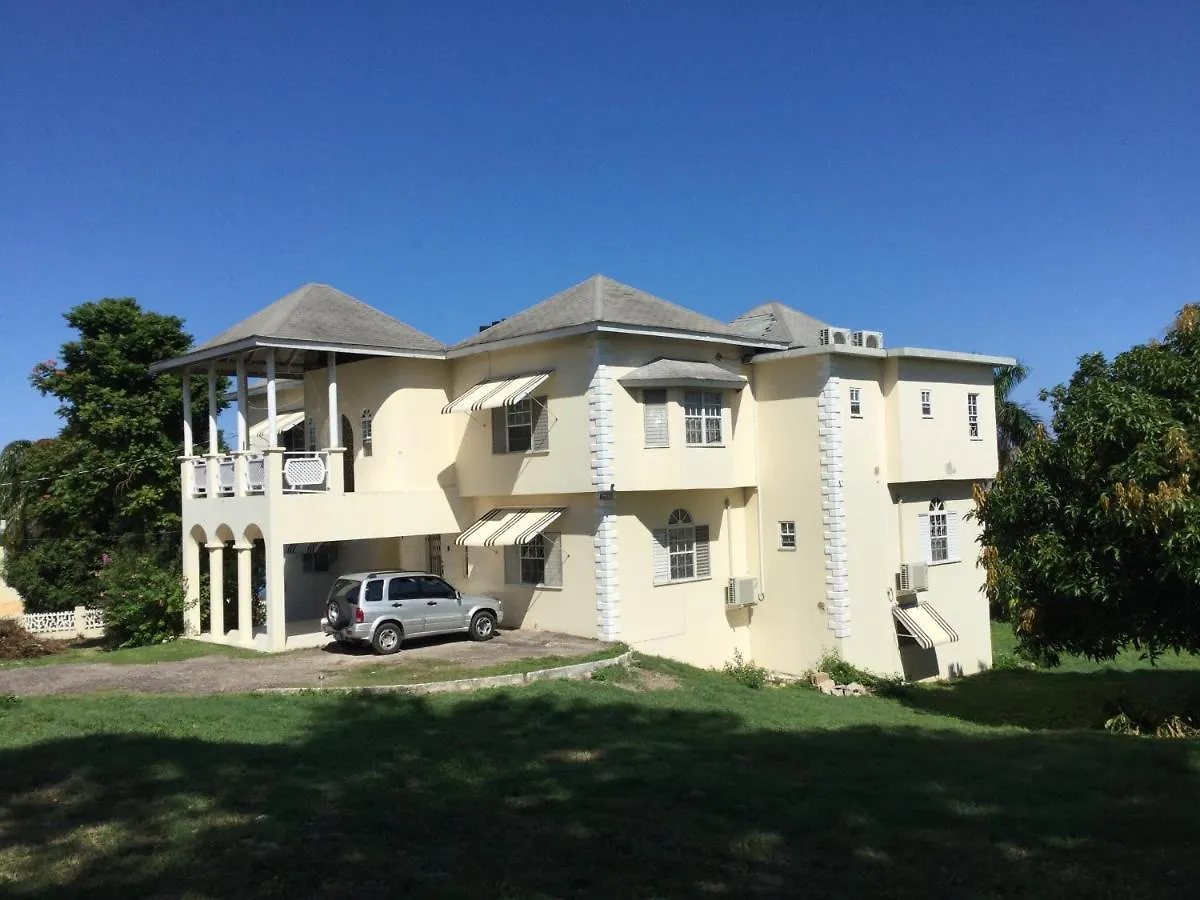 Mango Walk Guesthouse Montego Bay Pensionat